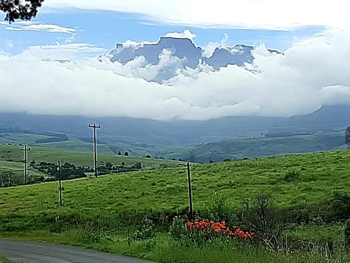 Vila Misty Peaks Cloudlands Bergview Exteriér fotografie